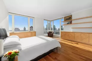 300 E 77th St, New York, NY 10075 - Photo 5