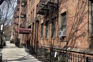 35 Crown St, New York City, NY 11225 - Photo 7