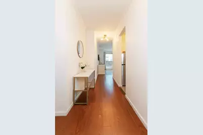 200 E 69th Street #4A, New York City, NY 10021 - Photo 3