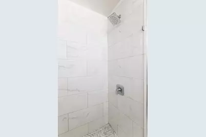 200 E 69th Street #4A, New York City, NY 10065 - Photo 7