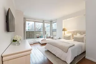 200 E 69th St, New York City, NY 10065 - Photo 1