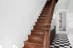 29 Clifton Pl, New York City, NY 11238 - Photo 3