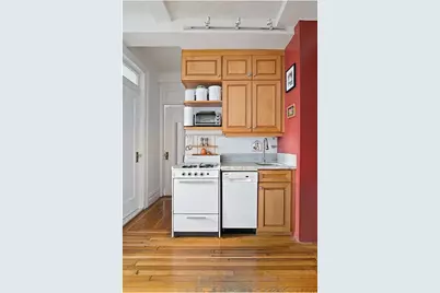 609 W 114th Street #6, New York, NY 10025 - Photo 3