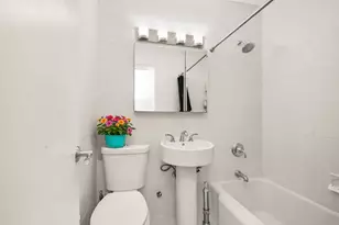 220 E 87th St, New York City, NY 10128 - Photo 7