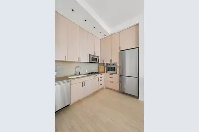250 Mercer Street #B-1002, New York, NY 10012 - Photo 9