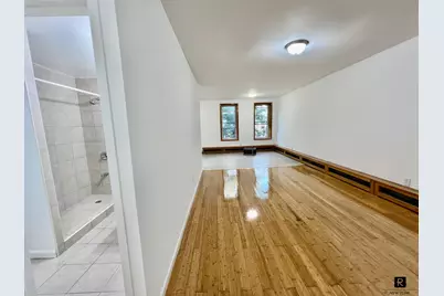 106-15 Guy R Brewer Boulevard, New York City, NY 11433 - Photo 5