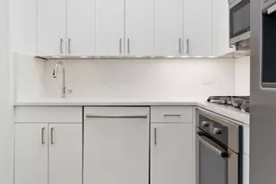 300 E 64th St, New York City, NY 10065 - Photo 7