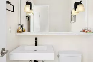 171 E 84th St, New York City, NY 10028 - Photo 11