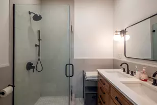 395 16th St, Brooklyn, NY 11215 - Photo 11