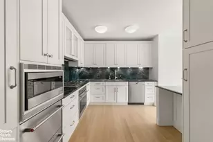 15 Central Prk W, New York City, NY 10023 - Photo 9