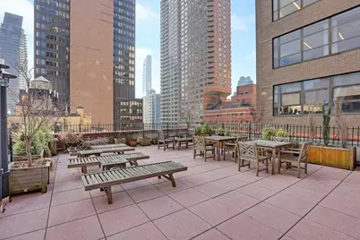 212 E 48th Street #2B, New York City, NY 10017 - Photo 7