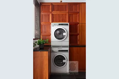 222 E 17th Street #3, New York, NY 10003 - Photo 7