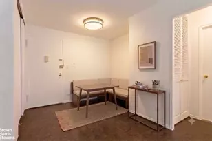 305 E 40th St, New York City, NY 10017 - Photo 5