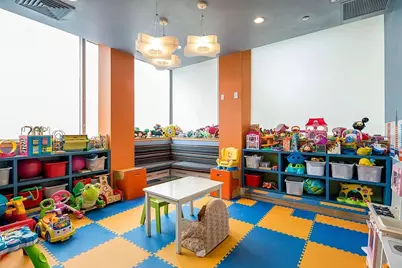 5-26 47th Road #3C, New York City, NY 11101 - Photo 9