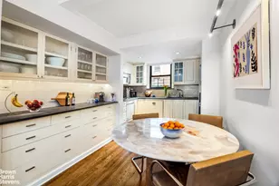 220 E 73rd St, New York City, NY 10021 - Photo 3