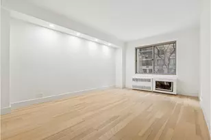 225 E 46th St, New York City, NY 10017 - Photo 11