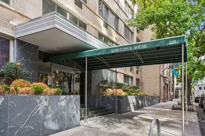 225 E 46th Street #3D, New York City, NY 10017 - Photo 11