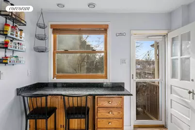 304 Westervelt Avenue, New York City, NY 10301 - Photo 11