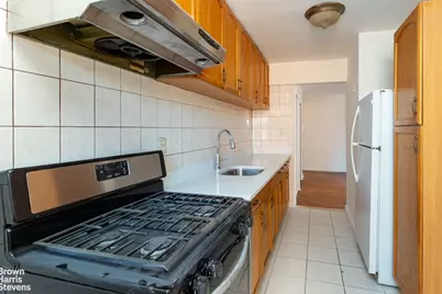 83-30 Vietor Avenue #529, New York City, NY 11373 - Photo 7