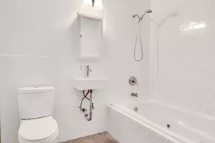689 Myrtle Ave, New York City, NY 11205 - Photo 7