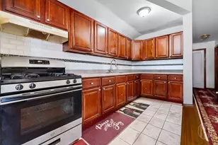 109-32 156th St, New York City, NY 11433 - Photo 13