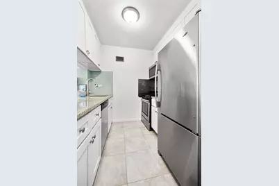 30 W 61st Street #10F, New York City, NY 10023 - Photo 7