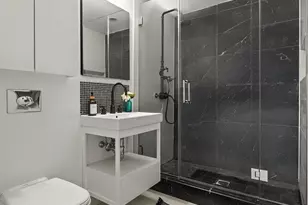 527 Court St, New York City, NY 11231 - Photo 11