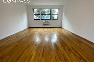 447 E 21st St, New York City, NY 11226 - Photo 3