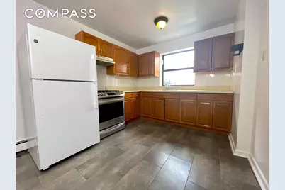 447 E 21st Street, New York City, NY 11226 - Photo 5