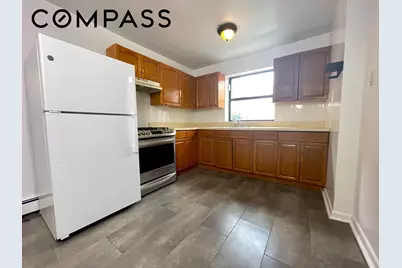 447 E 21st Street, New York City, NY 11226 - Photo 5