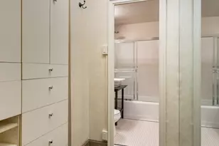 123 E 37th St, New York City, NY 10016 - Photo 5