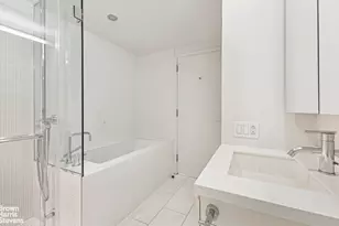 425 W 53rd St, New York City, NY 10019 - Photo 13