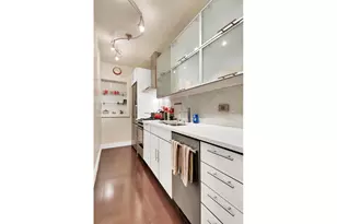 64 E 94th St, New York City, NY 10128 - Photo 3