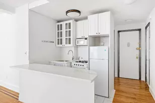 235 W 102nd St, New York, NY 10025 - Photo 5