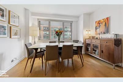 300 E 40th Street #4K, New York, NY 10016 - Photo 3