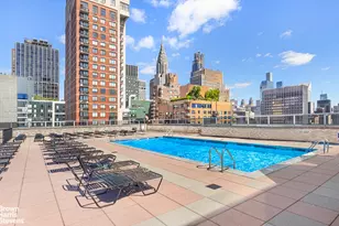 300 E 40th St, New York City, NY 10016 - Photo 31