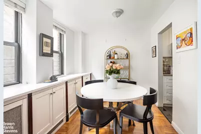 239 E 79th Street #2M, New York City, NY 10075 - Photo 3