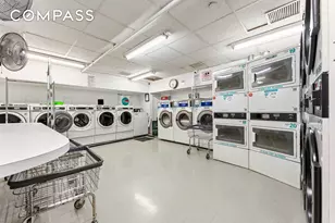 315 W 70th St, New York City, NY 10023 - Photo 7