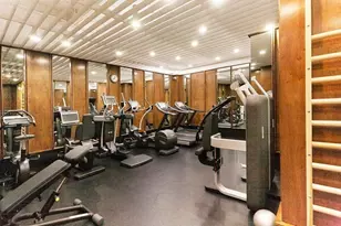 930 5th Ave, New York City, NY 10021 - Photo 19