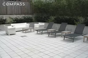 462 W 58th St, New York City, NY 10019 - Photo 11