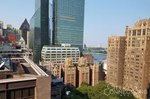 320 E 42nd St, New York City, NY 10017 - Photo 1