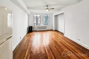 320 E 42nd St, New York City, NY 10017 - Photo 3