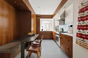 320 E 72nd St, New York City, NY 10021 - Photo 3