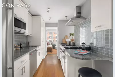 2 Charlton Street #7J, New York City, NY 10014 - Photo 5