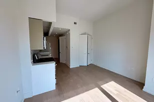 555 10th Ave, New York, NY 10018 - Photo 3