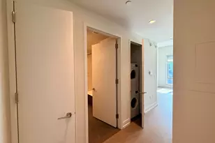 555 10th Ave, New York, NY 10018 - Photo 5