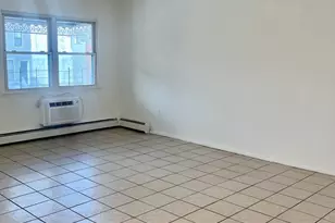 72 Menahan St, New York City, NY 11221 - Photo 5