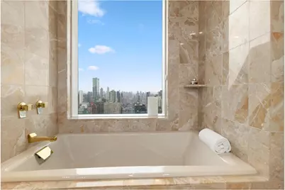 845 United Nations Plaza #53E, New York City, NY 10017 - Photo 7