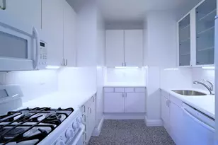 301 W 57th St, New York, NY 10019 - Photo 27