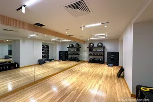 301 W 57th St, New York, NY 10019 - Photo 51